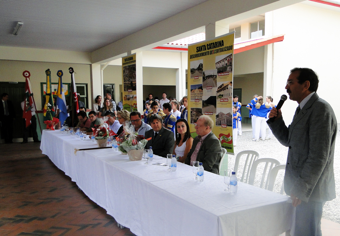 Deputado Serafim Venzon (PSDB)