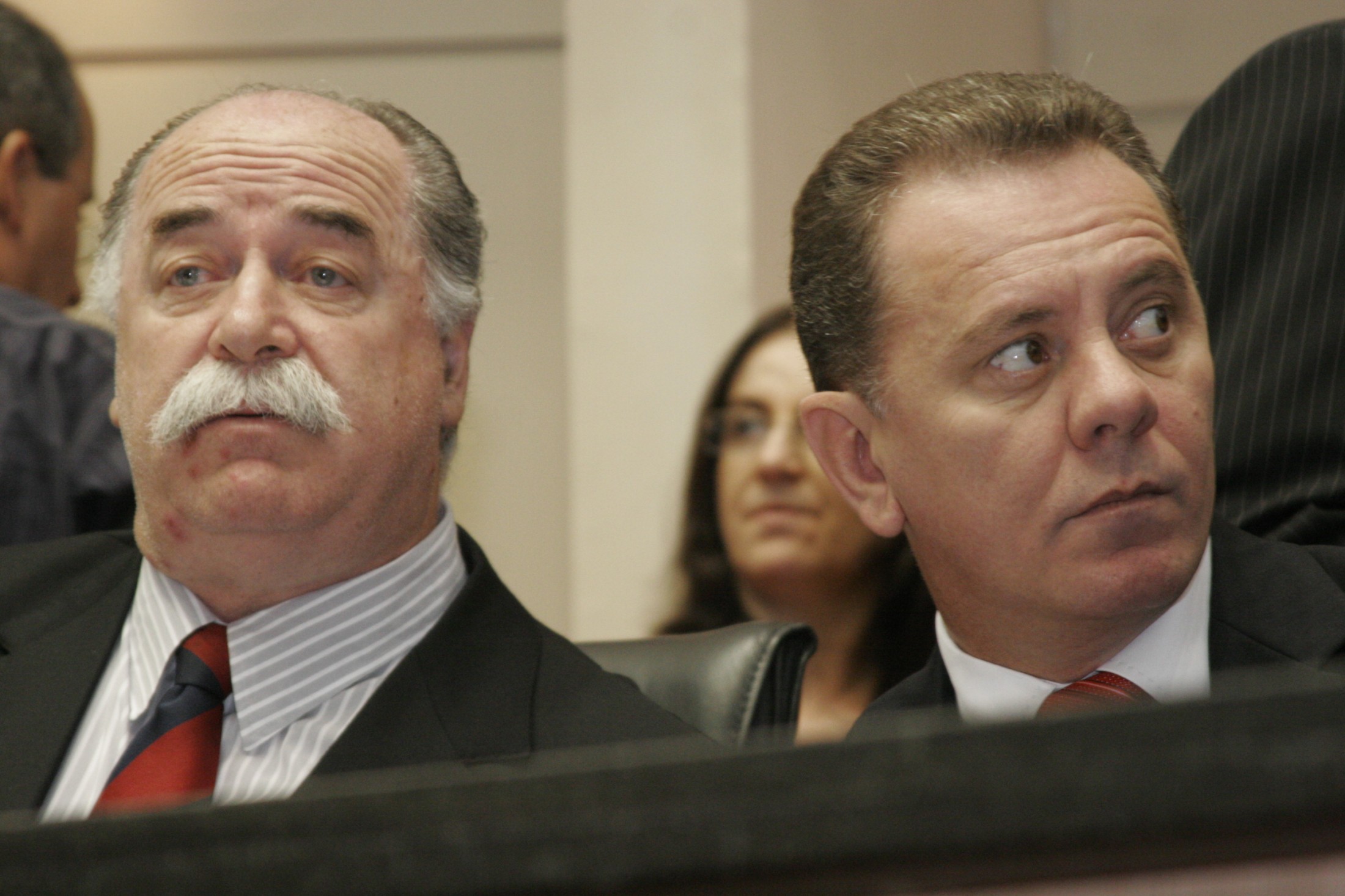 Reunião simultânea das Comissões