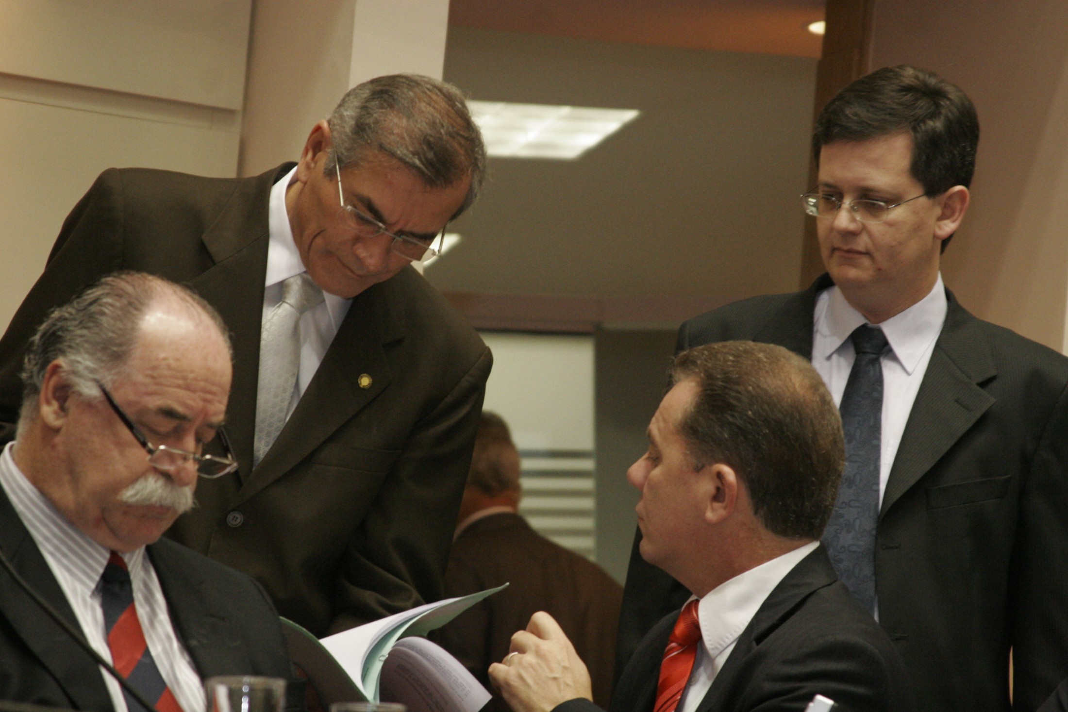 Reunião simultânea das Comissões de Justiça