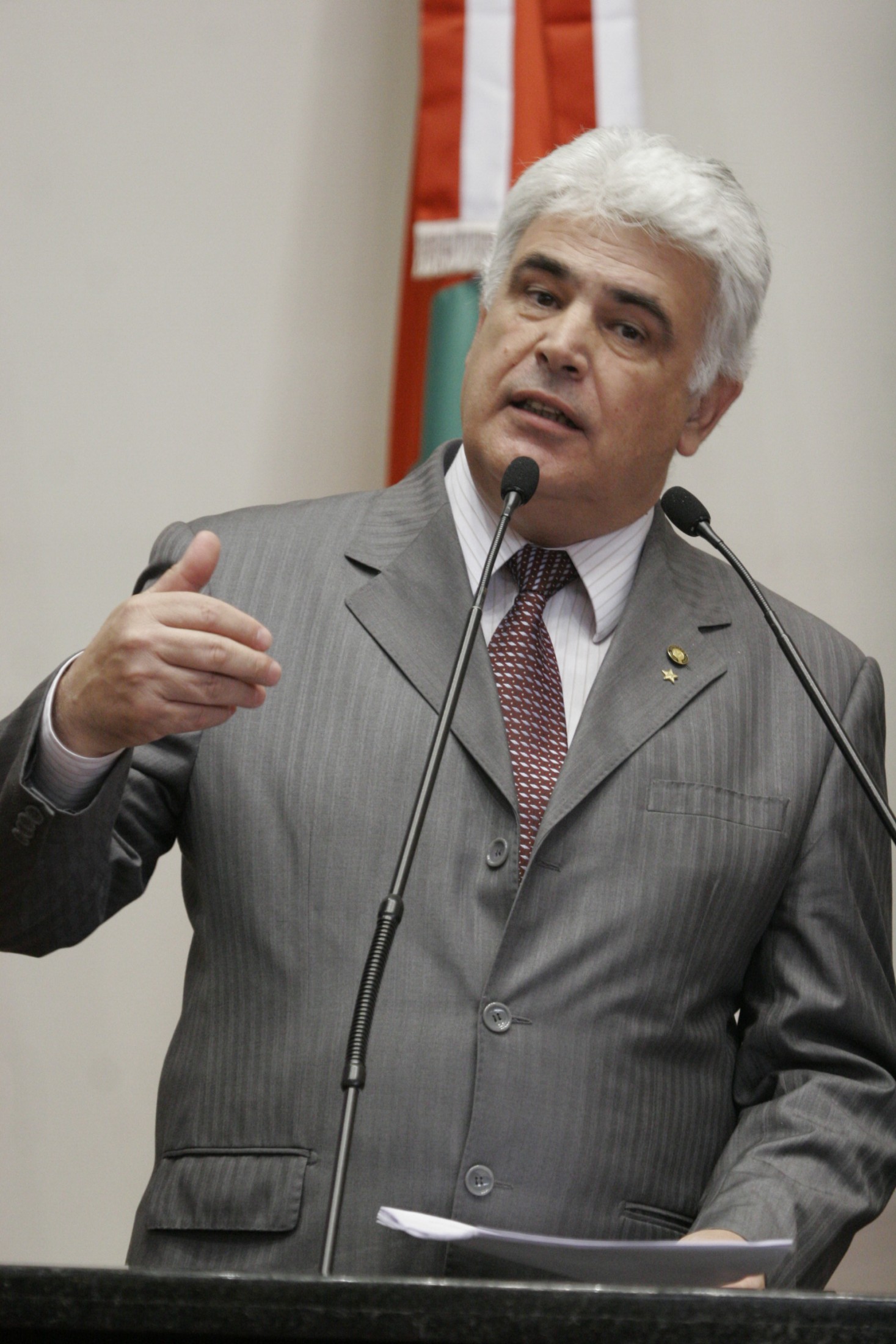 PL pretende acesso gratuito aos menores de 12 anos a estádios