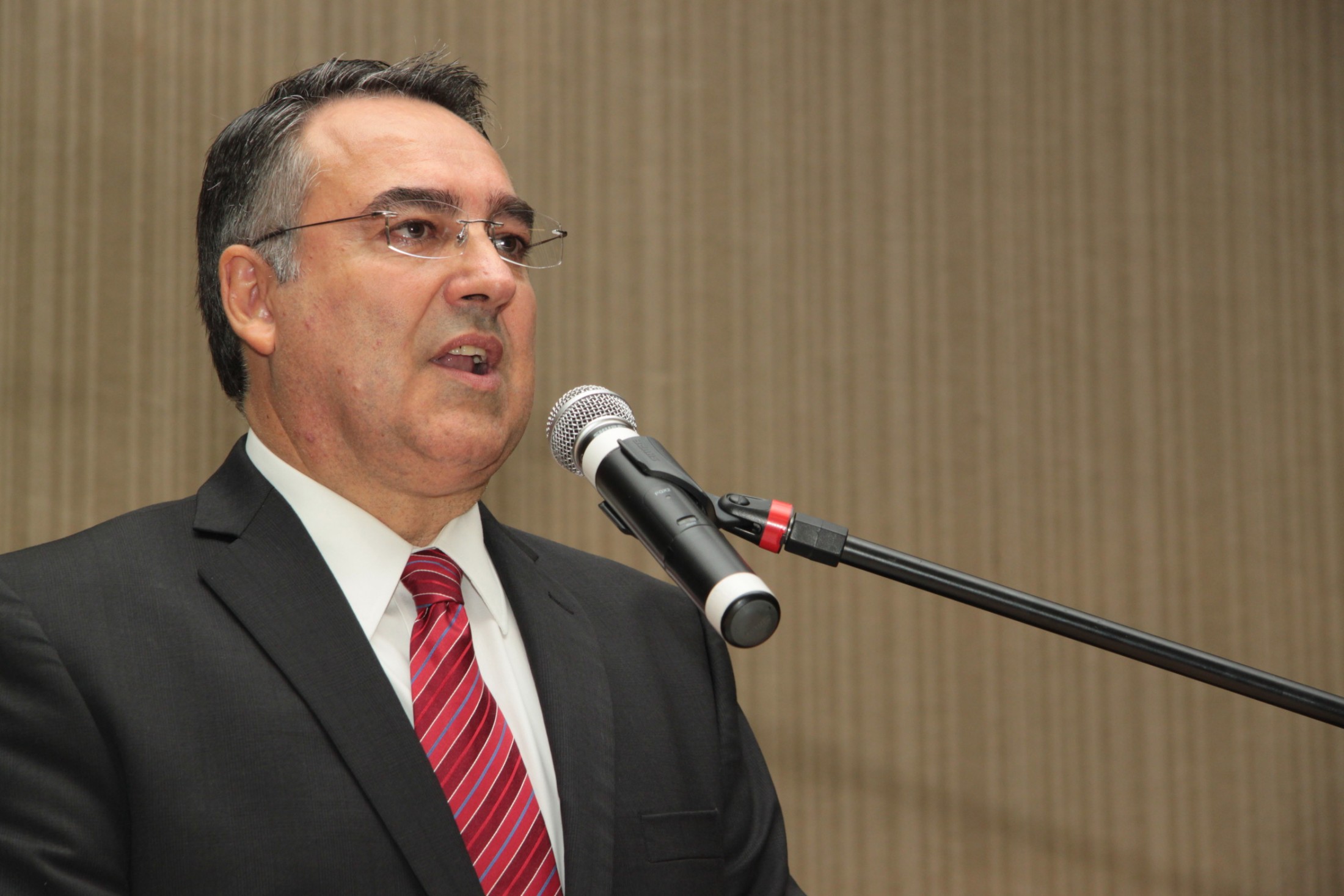 Eleitos em 2010 são diplomados no CentroSul