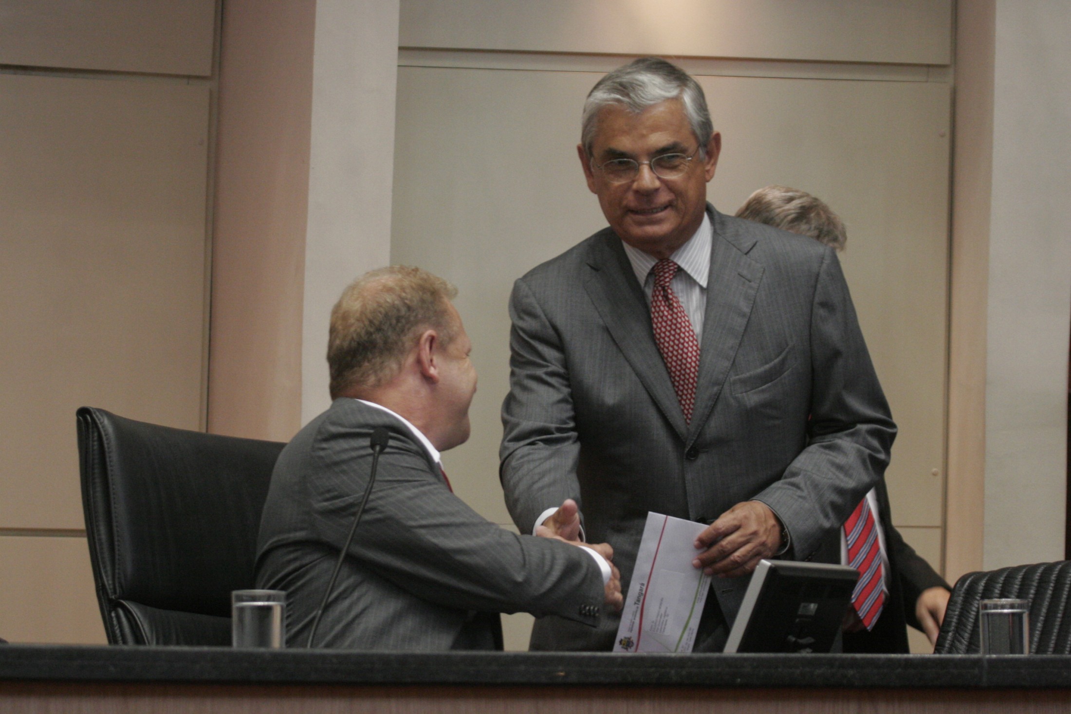 Sessão Especial de Abertura dos Trabalhos da 1ª Sessão Legislativa da 17ª Legislatura e a leitura da Mensagem Anual do Excelentíssimo Senhor Governador do Estado.