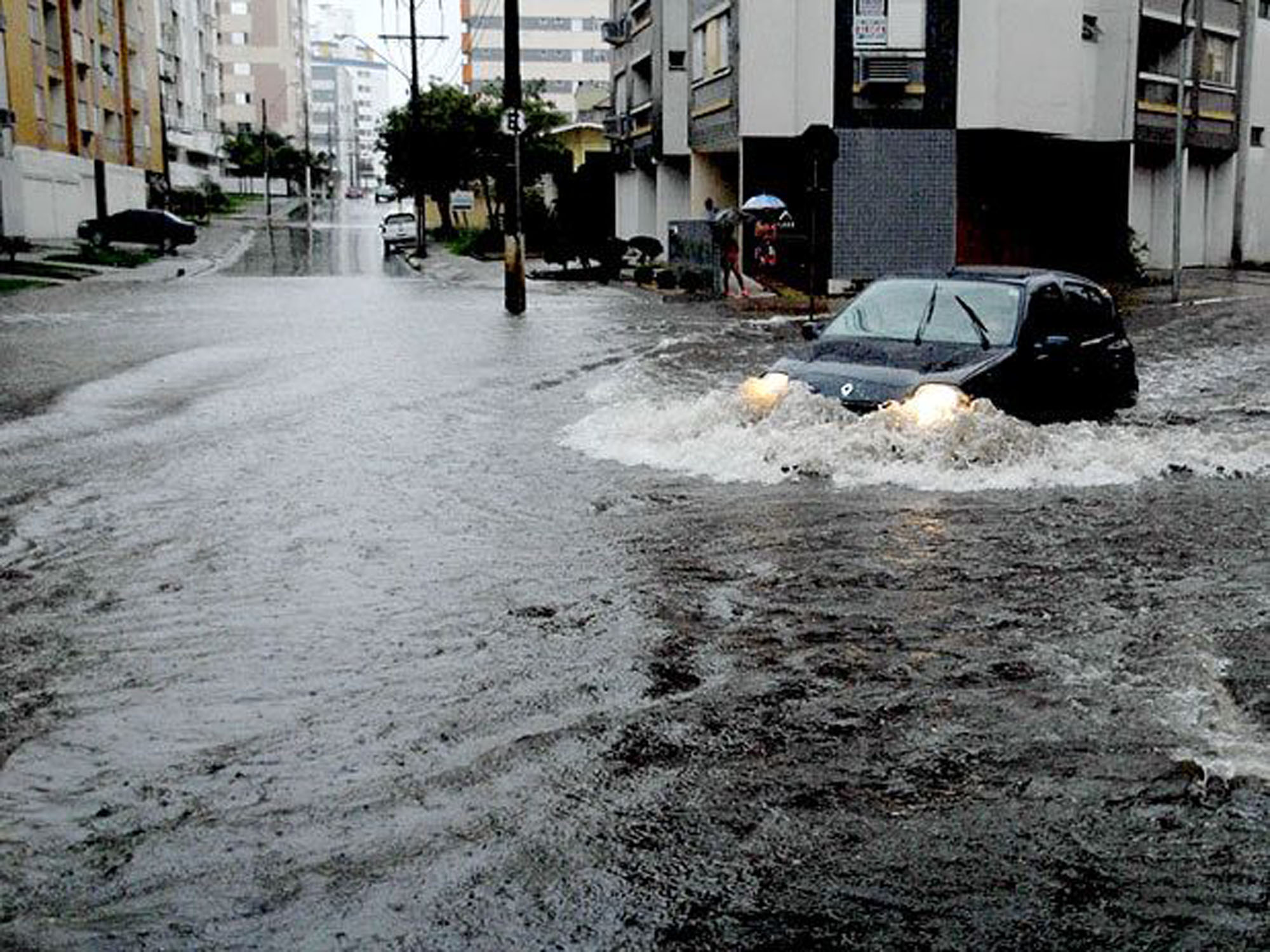 Fortes chuvas provocaram alagamentos em SC