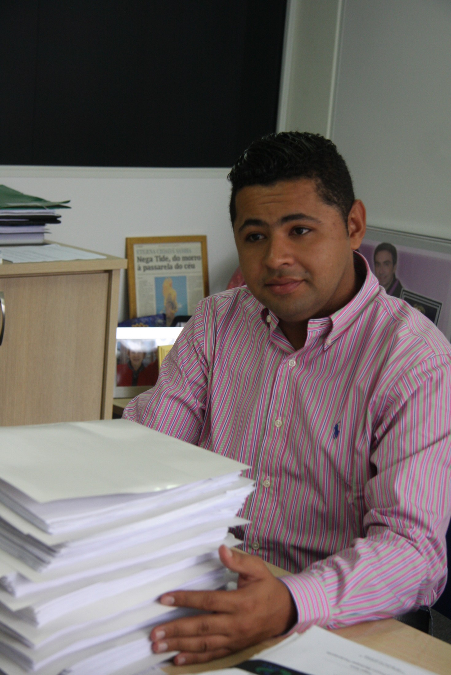 Agências bancárias podem ser fechadas por descumprimento de lei - Diretor do PROCON Municipal Tiago Silva