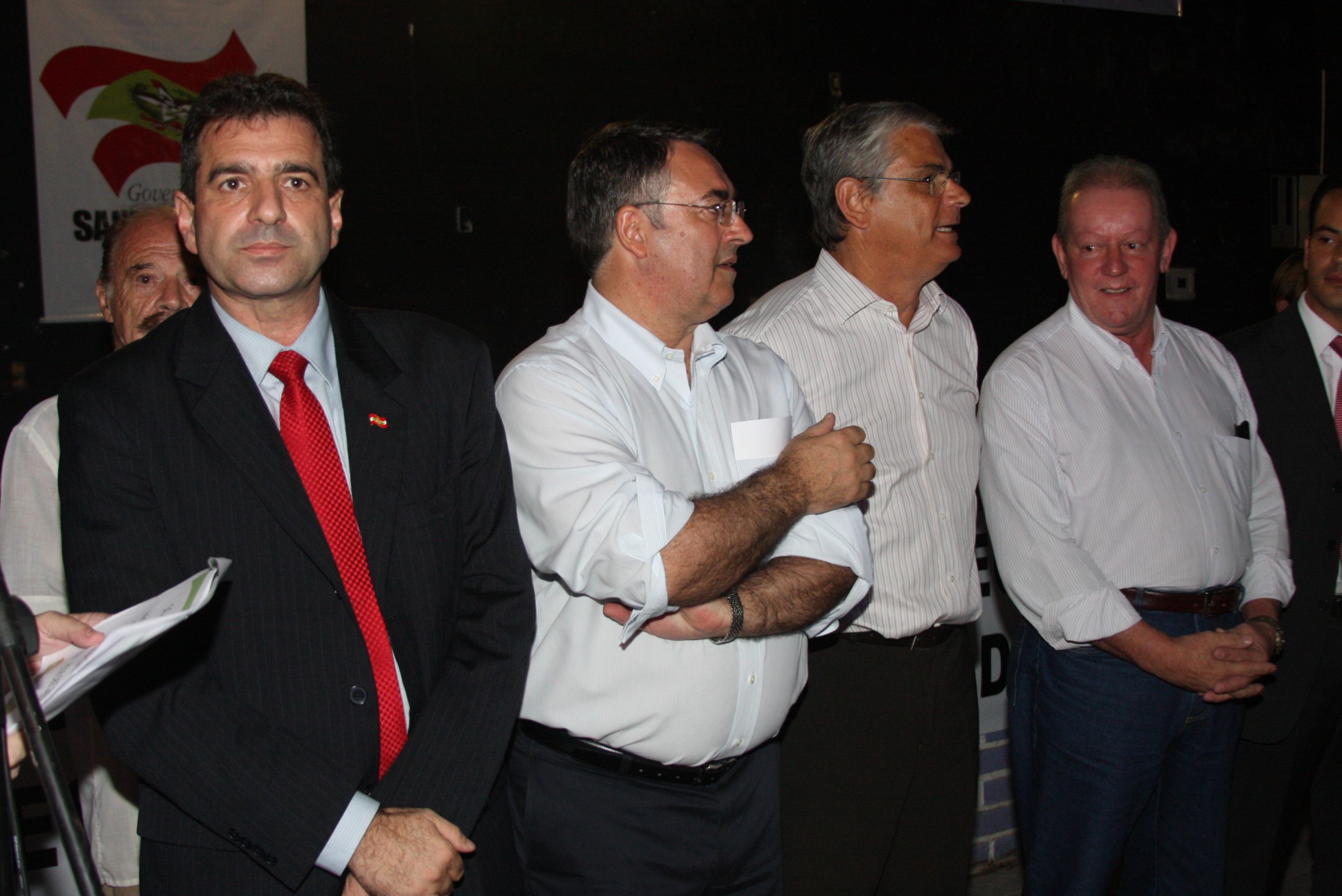 Governador Raimundo Colombo assina ordem de duplicação da SC 401