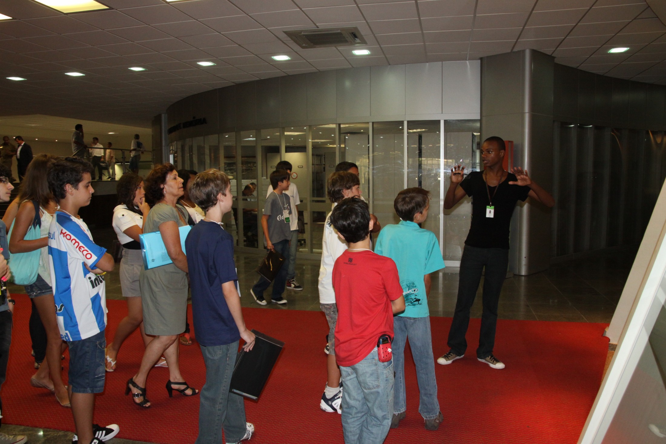 Vereadores Mirins visitam Assembleia