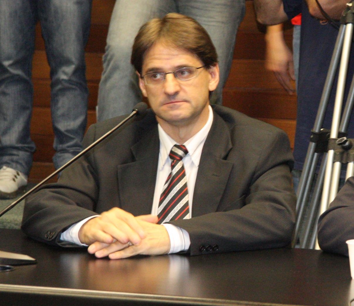 Deputado Neodi Saretta comemora aprovação por unanimidade do projeto do Salário Mínimo Estadual