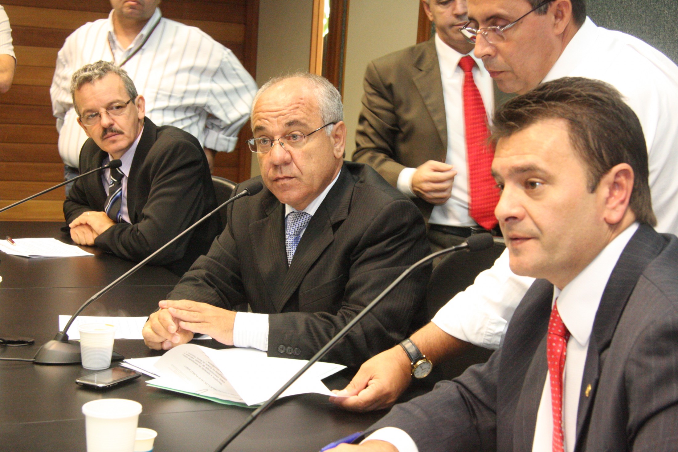 CCJ aprova audiências para discutir defensoria pública estadual