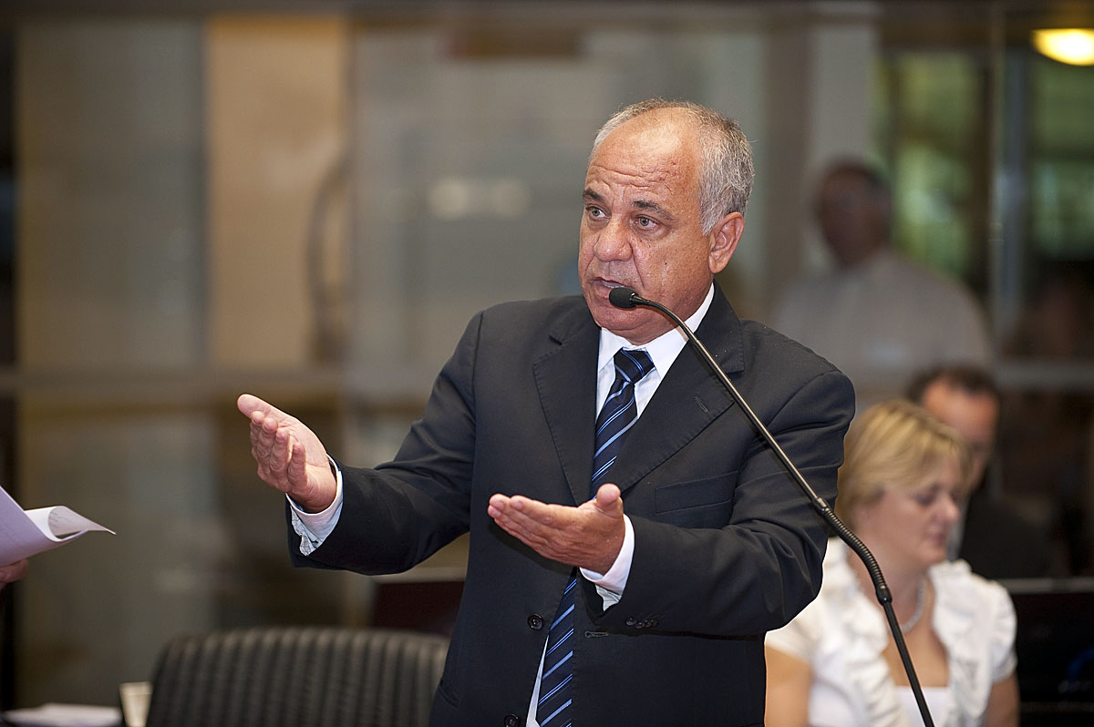 Dado defende a profissão de Médico