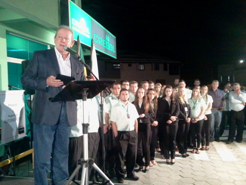 Deputado Marcos Vieira homenageado pela Cresol