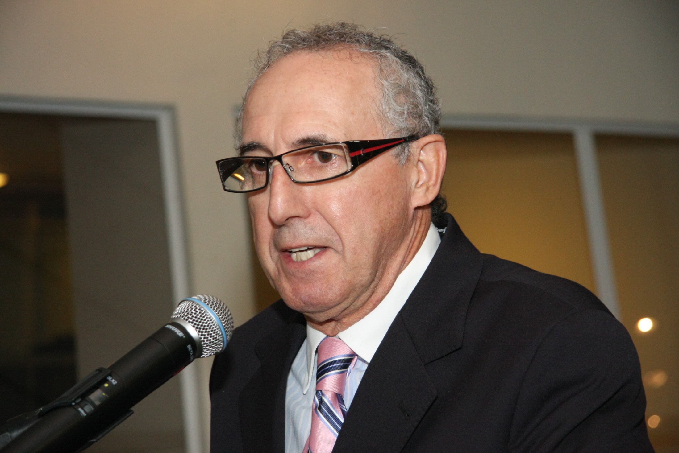 Lançamento Literário - Turno Único - Autor: José Nazareno Vieira (Zeno)