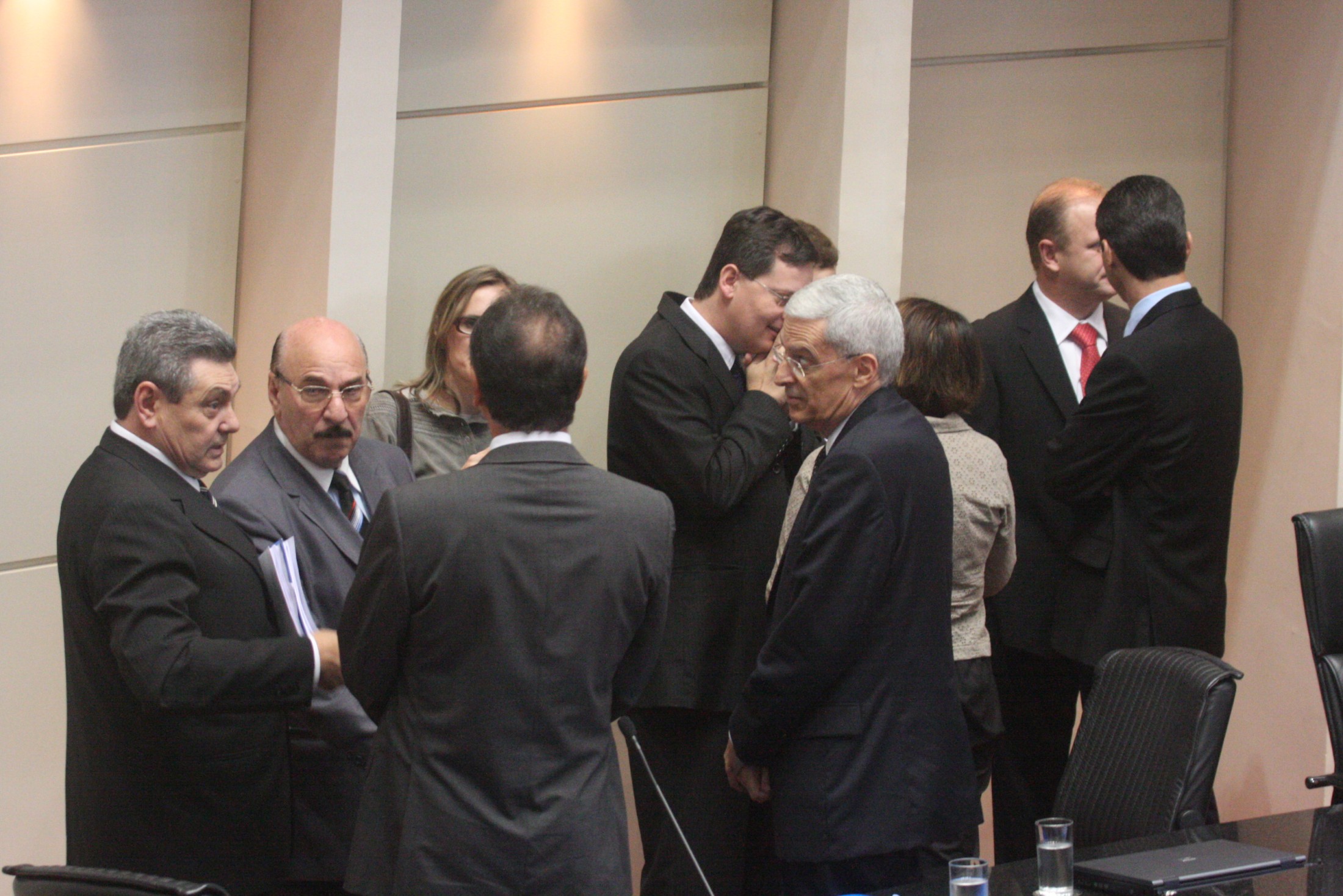 Reunião conjunta entre as Comissão de Constituição e Justiça