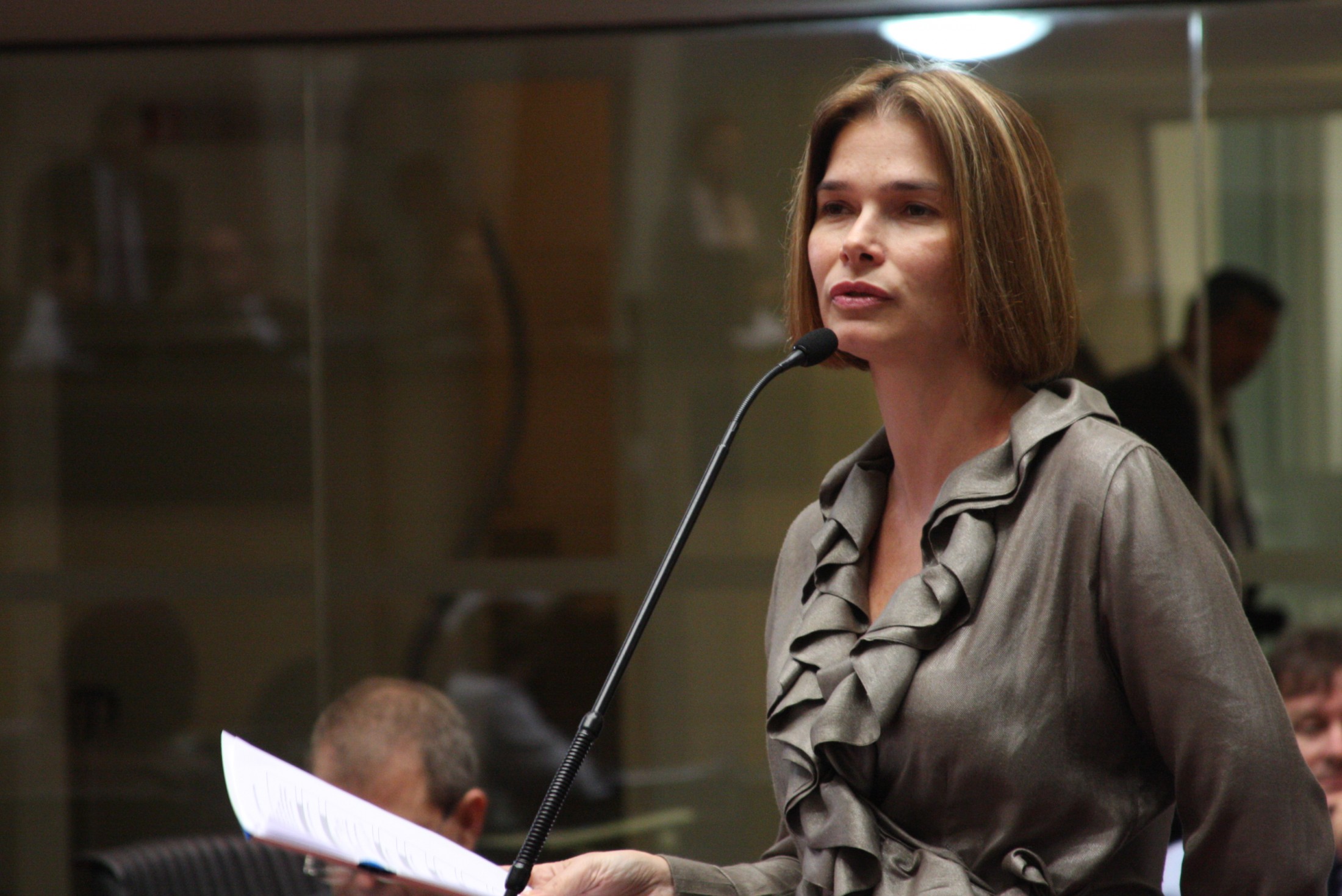 Deputada Angela Albino (PCdoB)