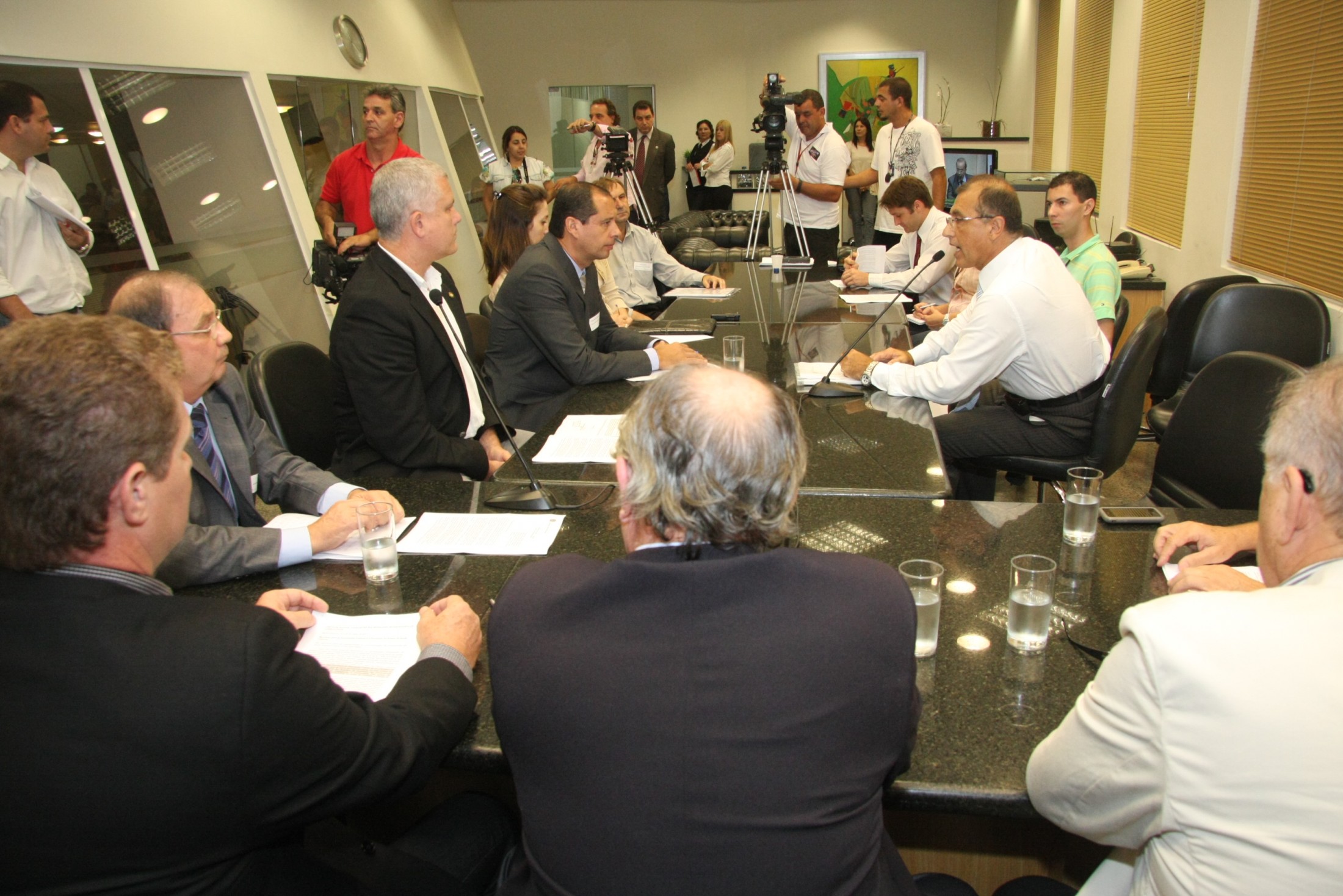 Entrevista coletiva com o Sindicato dos Combustíveis e Parlamentares