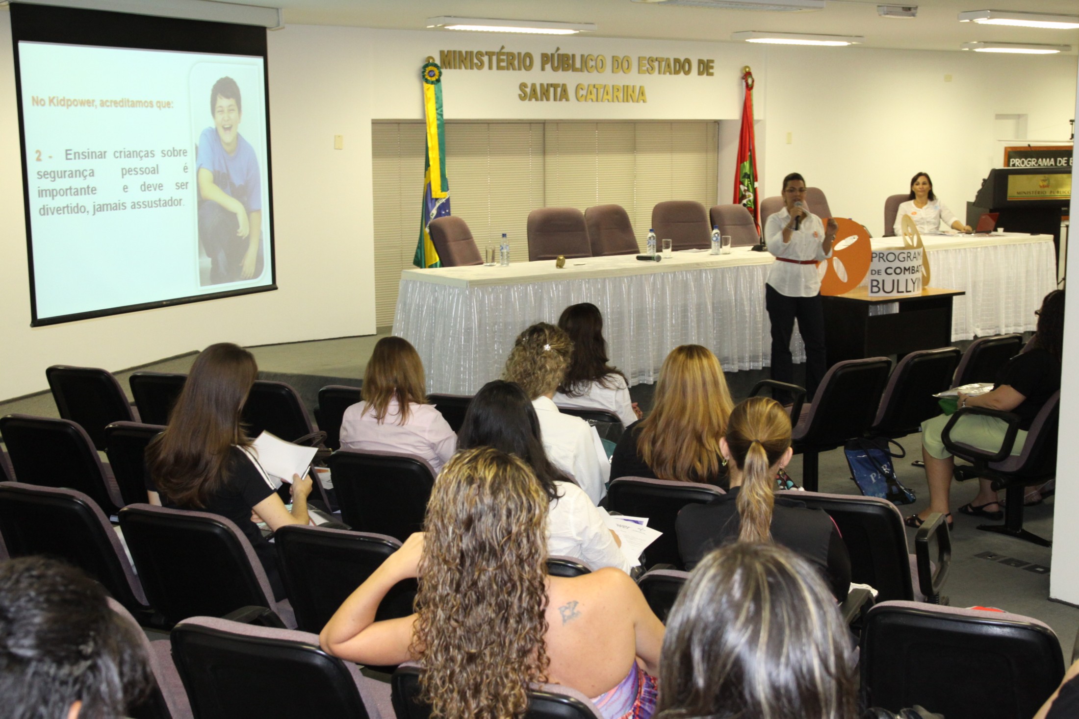 Capacitação em Prevenção ao Bullying para Profissionais da Educação - Florianópolis