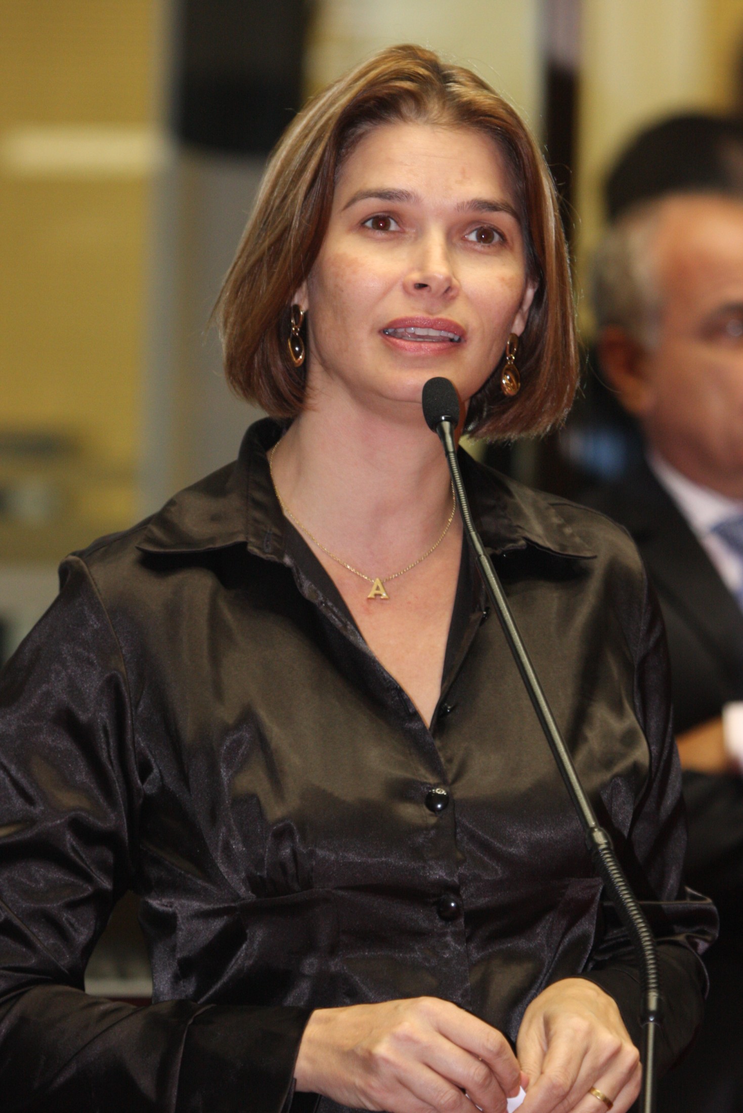 Deputada Angela Albino (PCdoB)