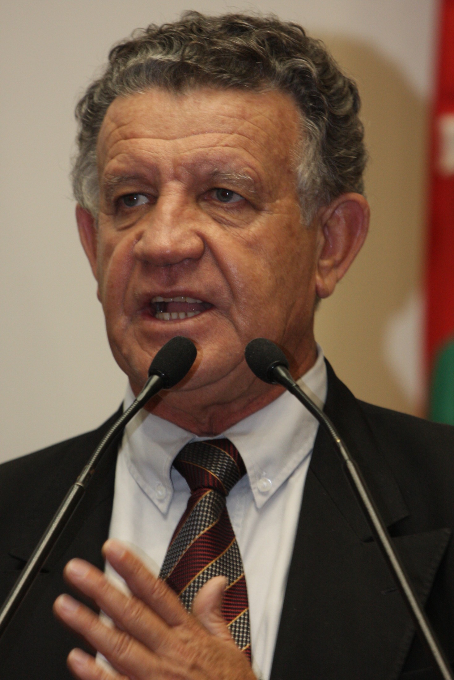 Deputado Edson Andrino (PMDB)