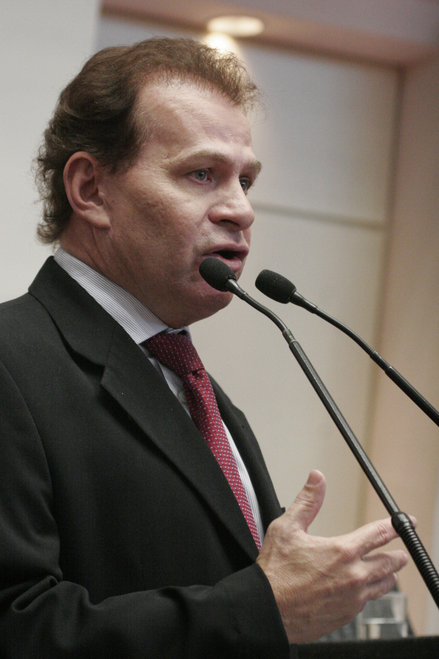 Deputado Gilmar Knaesel (PSDB)