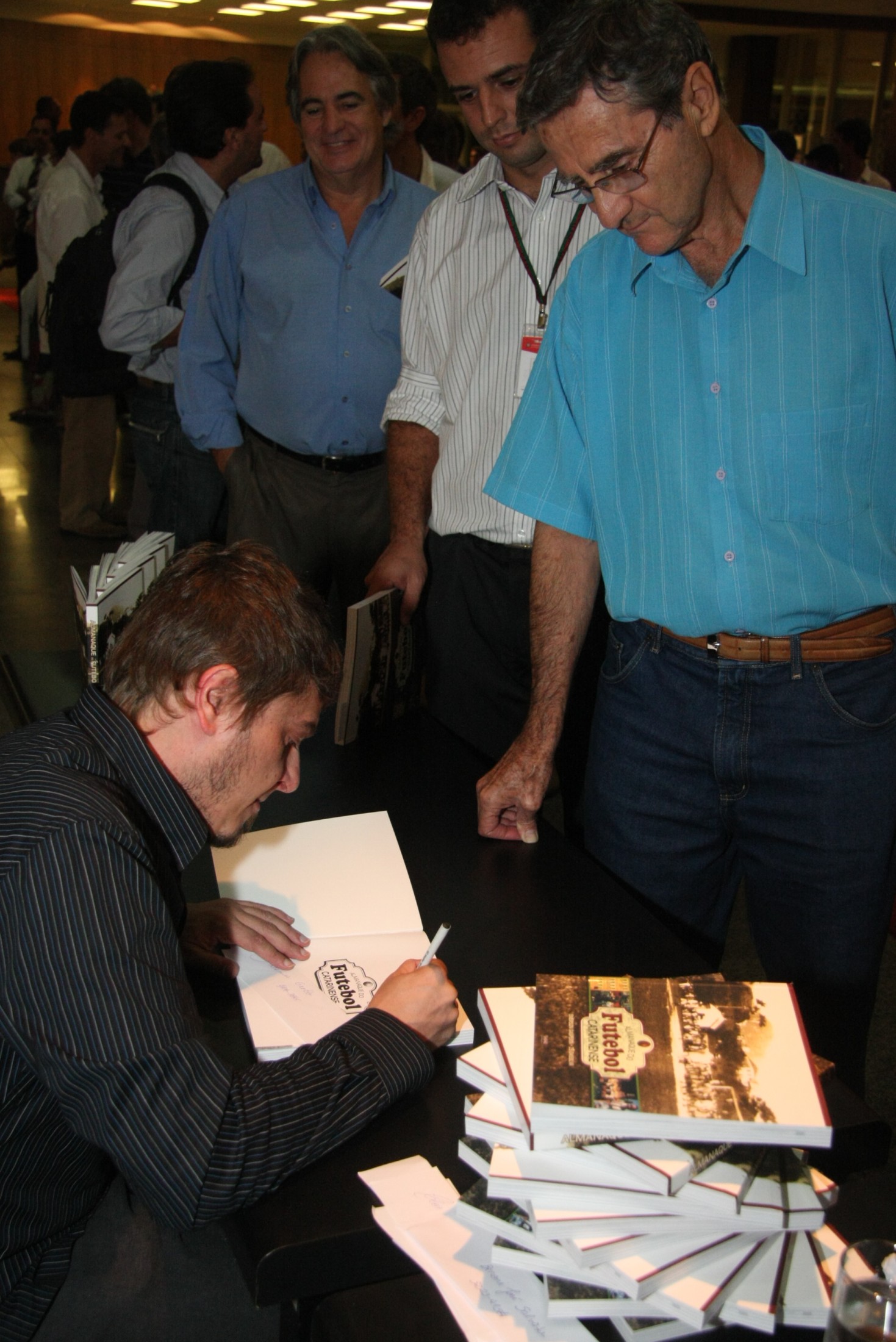 Lançamento do livro ''Almanaque do Futebol Catarinense''
