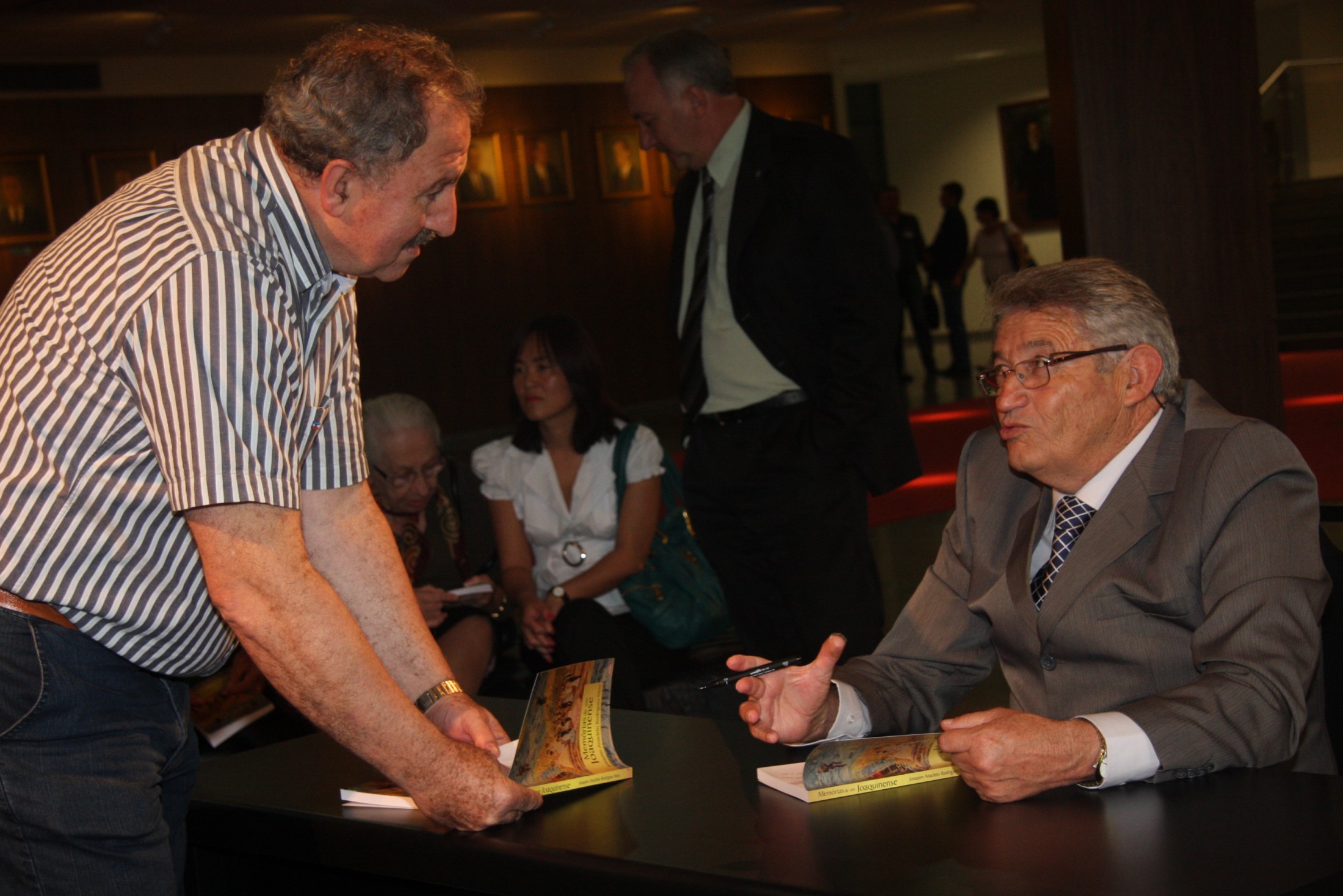 Lançamento Literário - Memórias de um Joaquinense - Autor Joaquim Anacleto Rodrigues Neto
