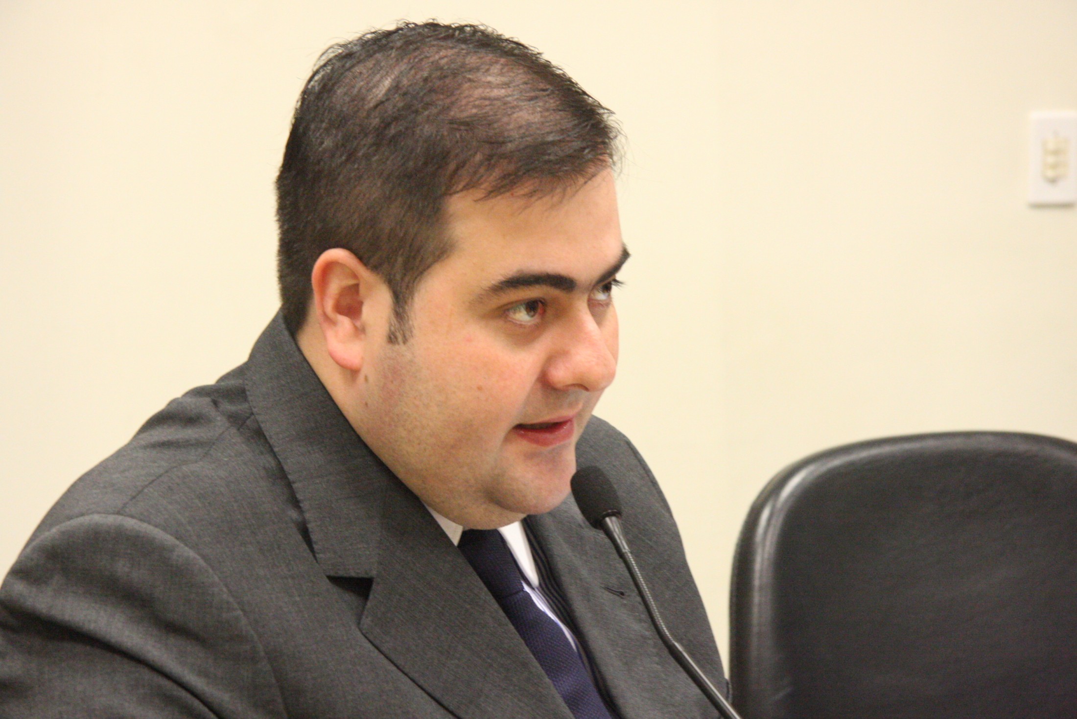 Deputado Carlos Chiodini (PMDB) - Reunião da comissão de Educação