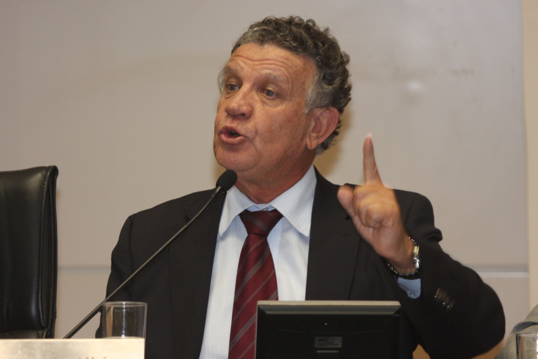 Deputado Edson Andrino (PMDB)