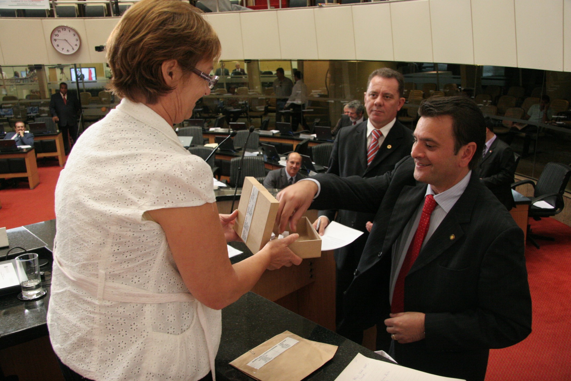 Sorteio das Escolas que participarão do Parlamento Jovem 2011