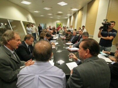 Reunião discute instituições comunitárias de educação superior