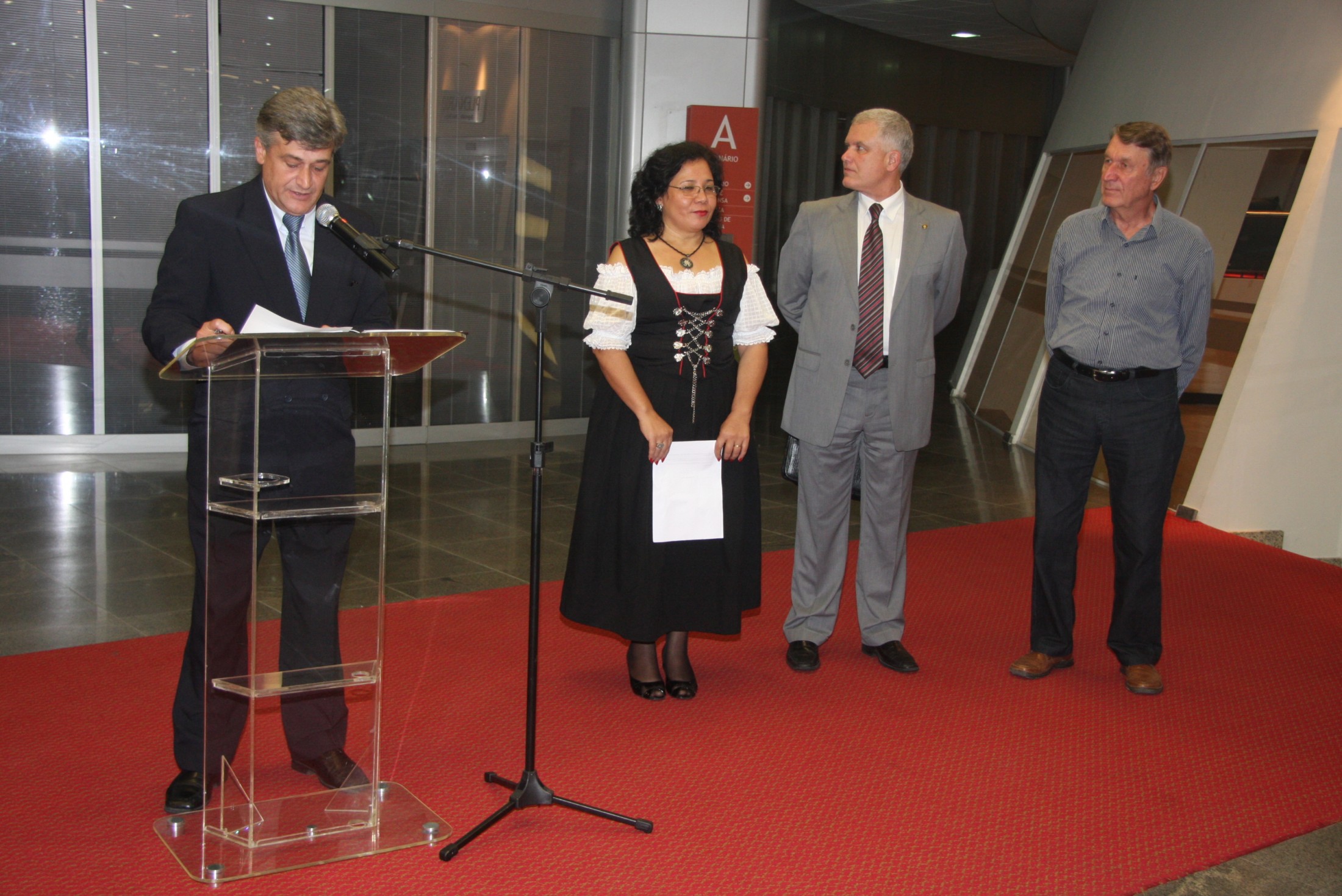 Lançamento do livro ''A ferrovia no Vale do Itajaí - Estrada de Ferro Santa Catarina''