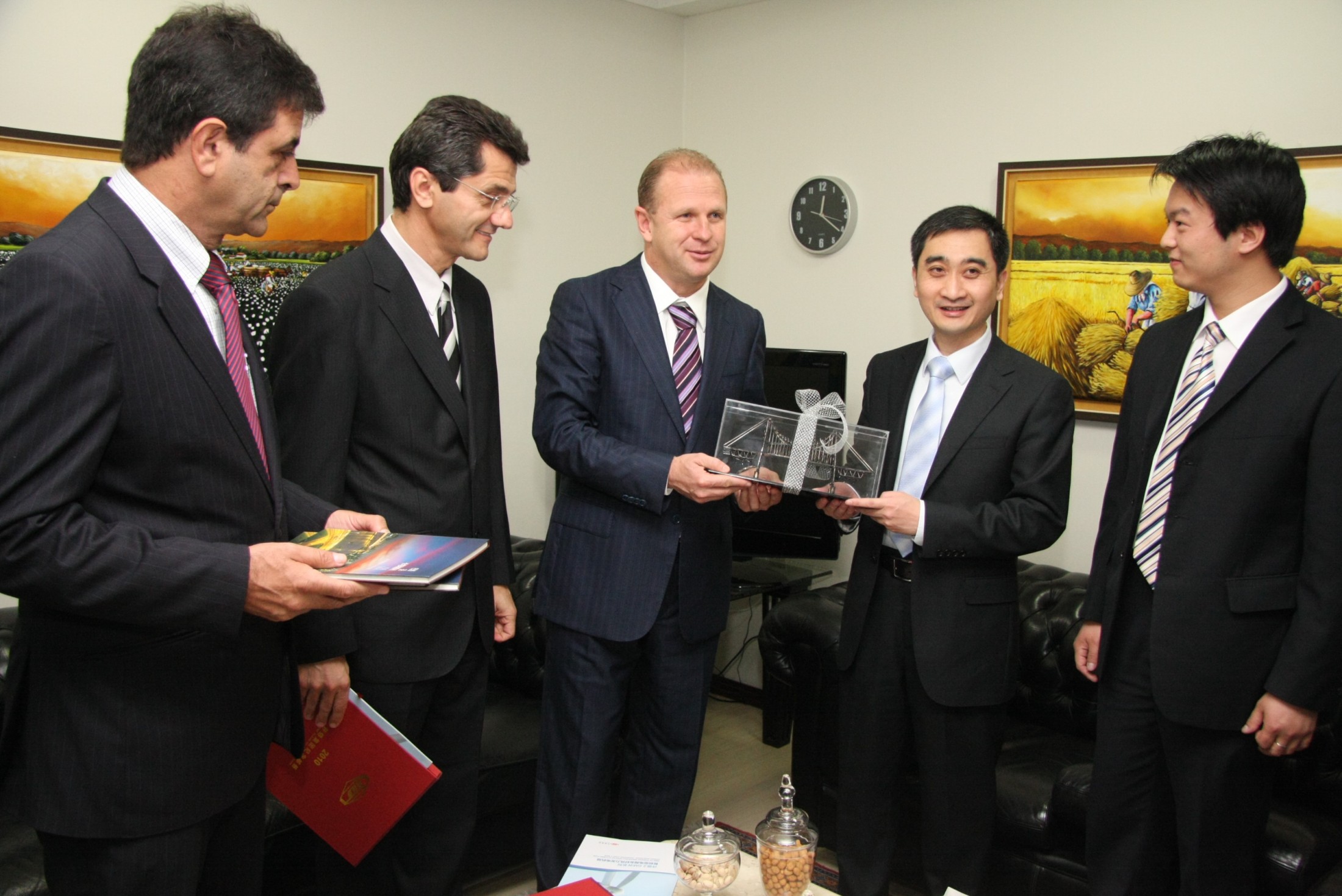 Comitiva Chinesa visita Assembleia Legislativa