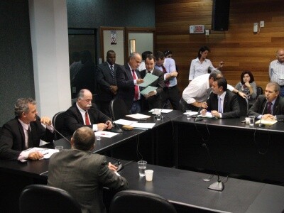 Assembleia analisa Orçamento Regionalizado Impositivo