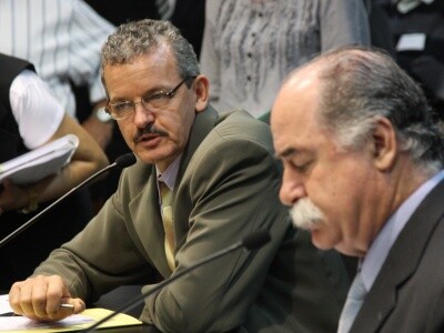 Projeto que concede benefícios aos servidores da Casa deve ser alterado