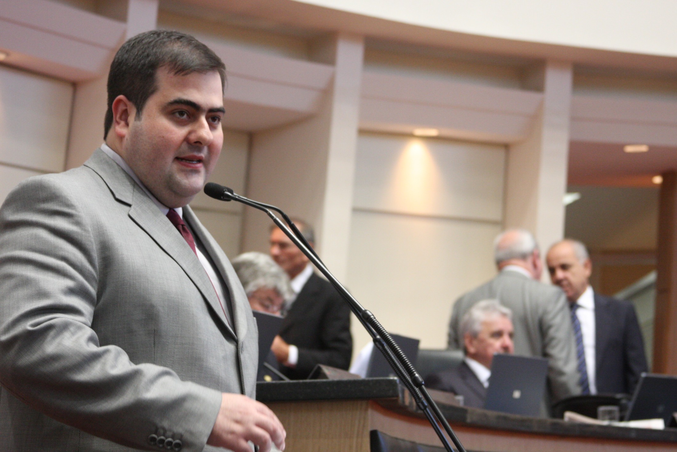 Deputado Carlos Chiodini (PMDB)