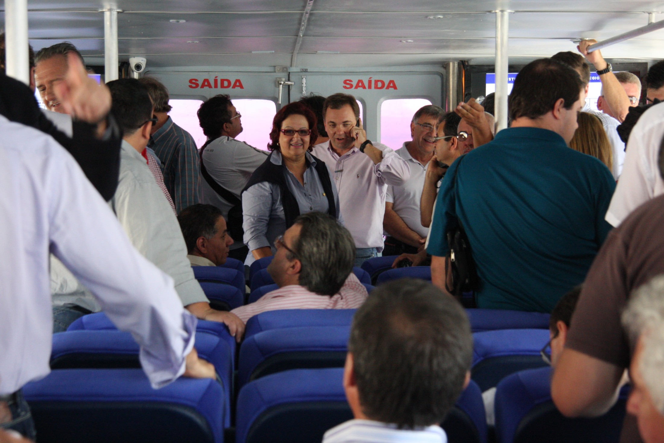 Viagem inaugural do Catamarã