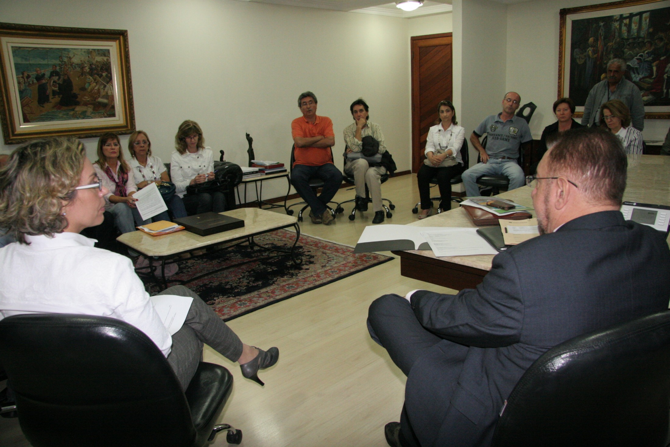 Deputada Ana Paula Lima (PT) e Deputado Volnei Morastoni (PT) - reunião com servidores da saúde.