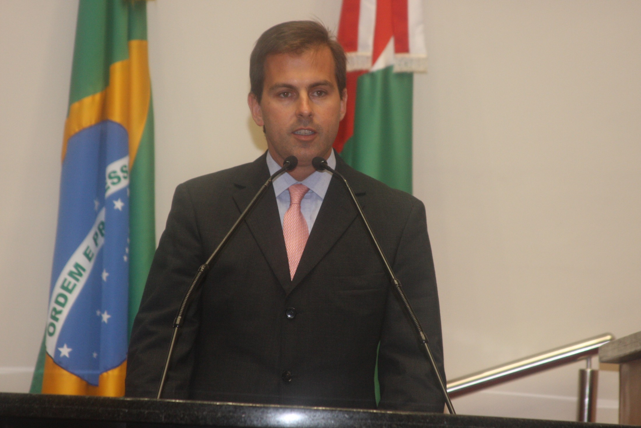 Sessão especial em homenagem aos 25 anos do jornal Diário Catarinense