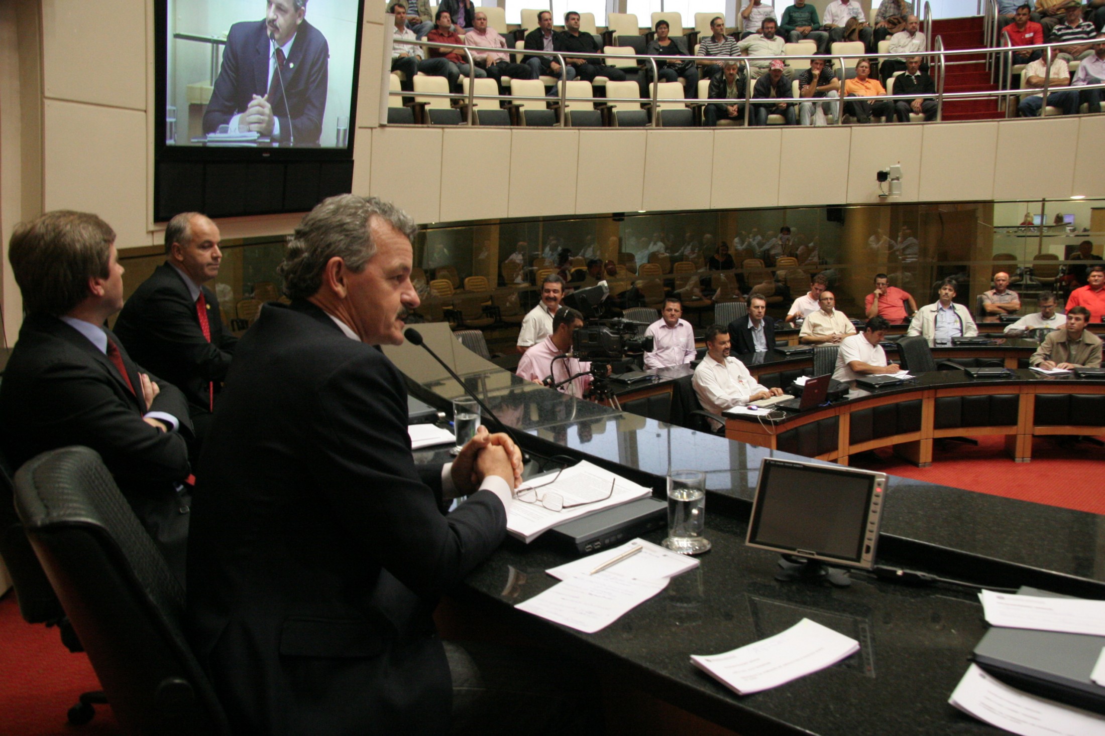 Audiência Pública - A fim de discutir sobre 