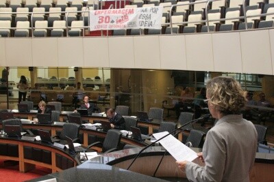 Deputada Ana Paula Lima destaca necessidades da enfermagem