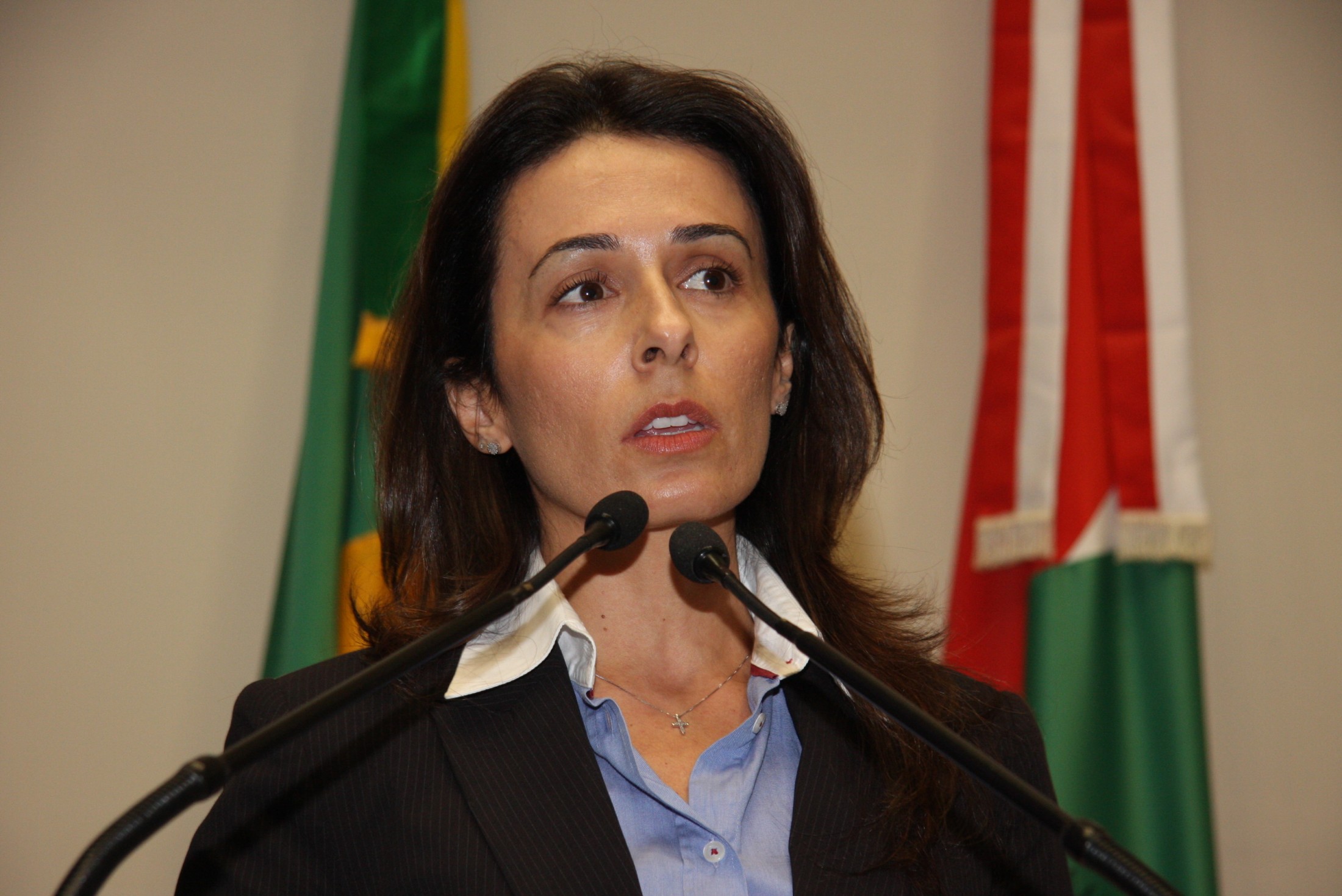 Priscila Linhares - Promotora de Justiça