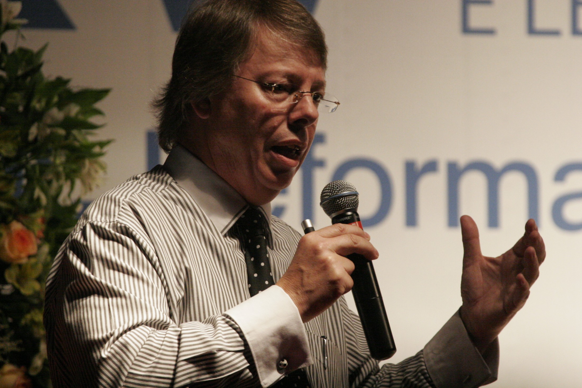 Palestra com Henry Grimbeek - Copa do Mundo - Ações e Planejamento