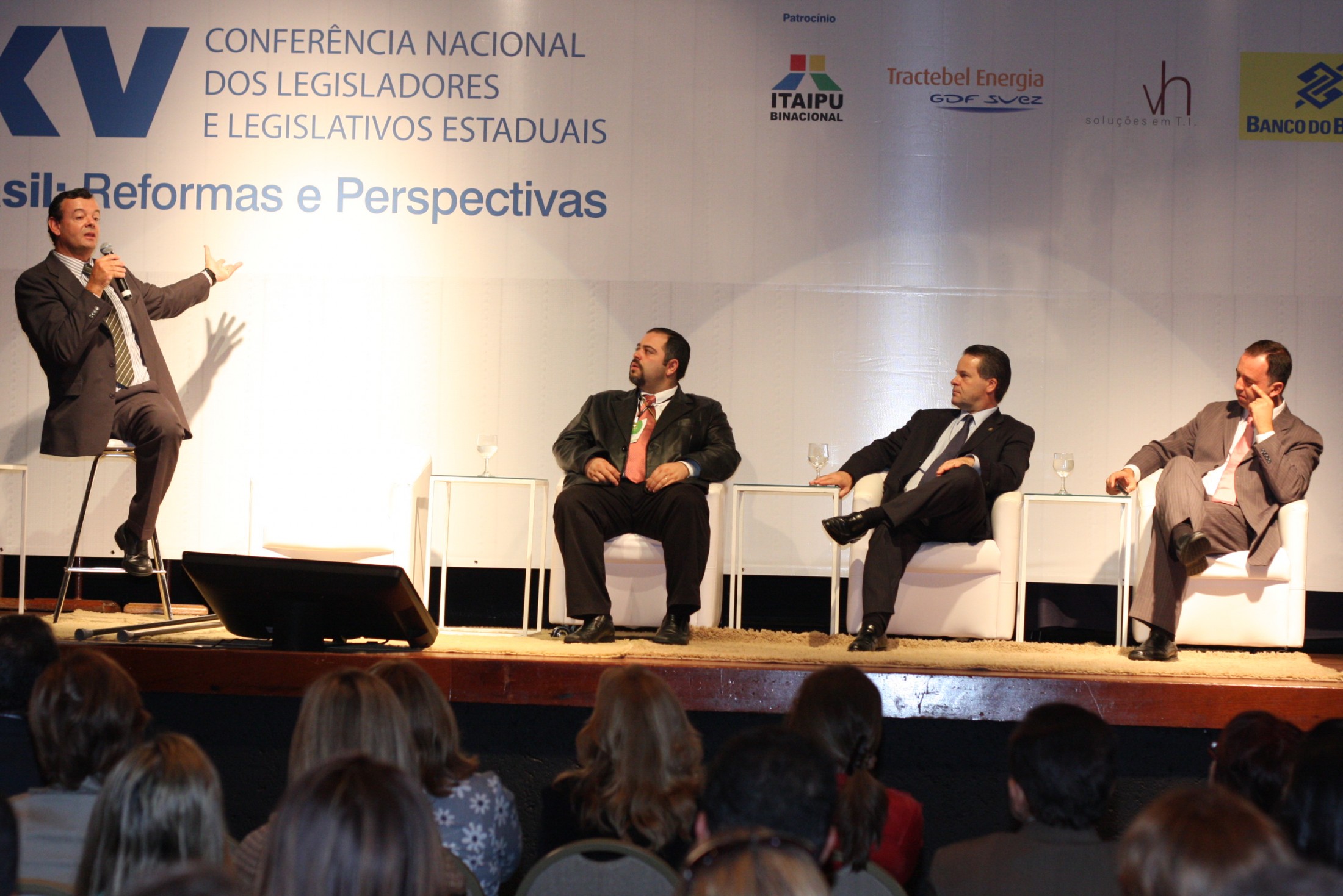 Lars Grael encerra ciclo de palestras na XV Conferência Nacional dos Legisladores e Legislativos Est