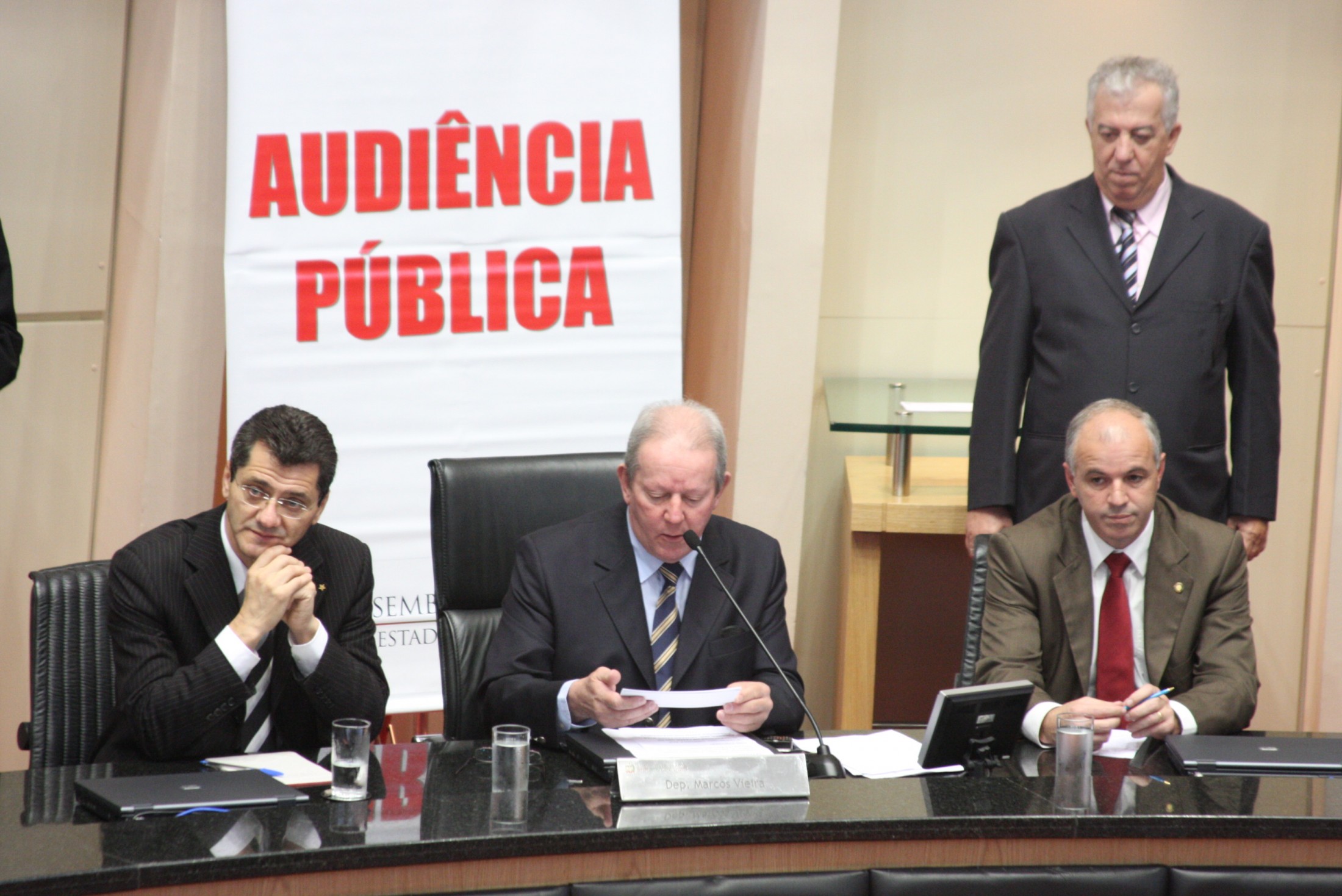 Audiência pública – Plenário Ósni Regis