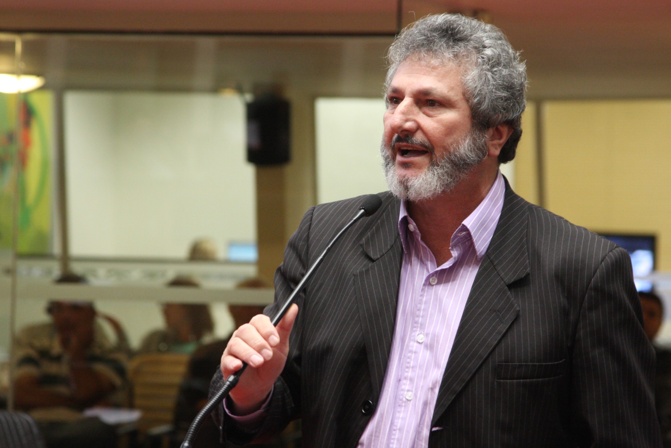 PEC valoriza economia solidária