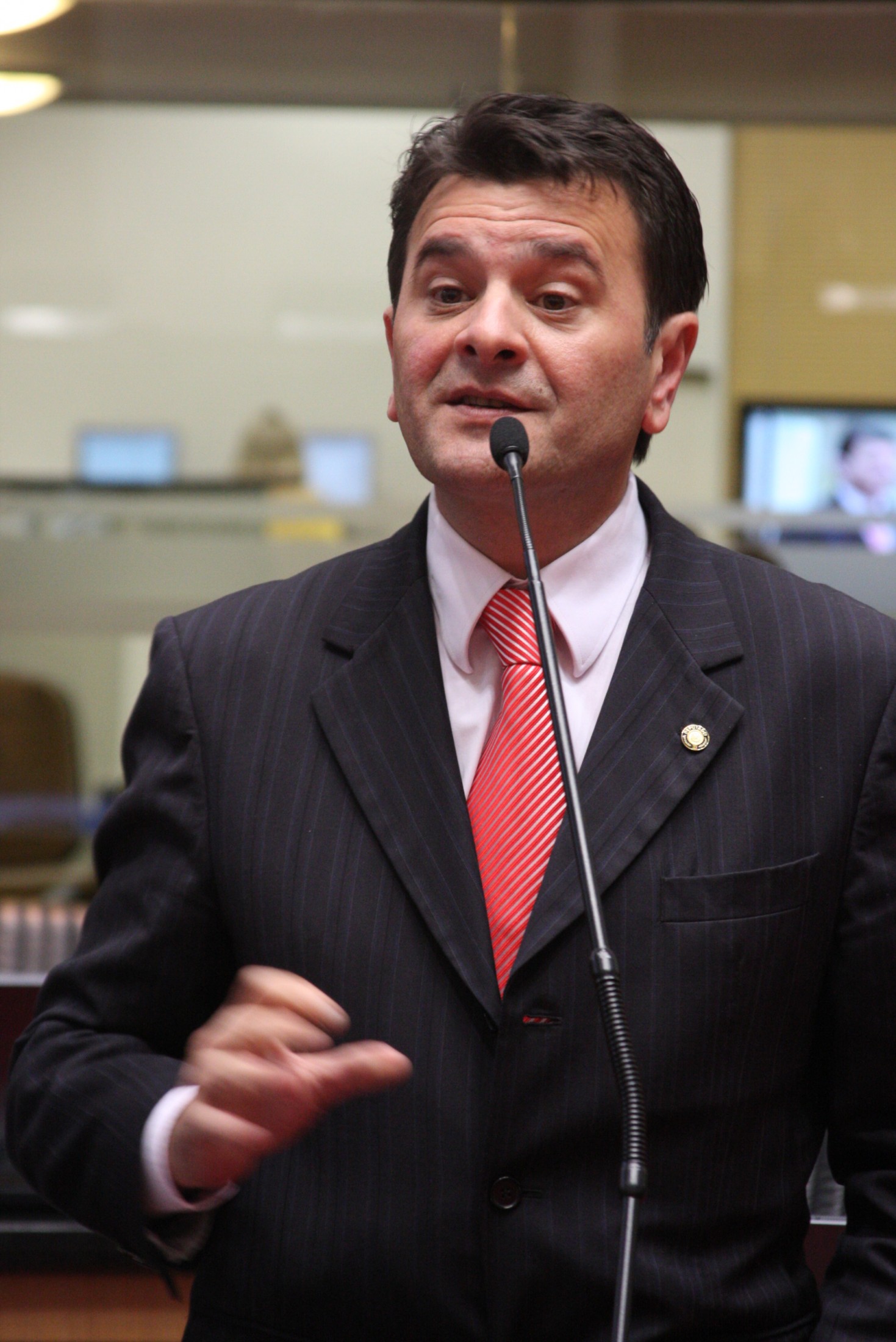 Deputado Elizeu Mattos (PMDB)