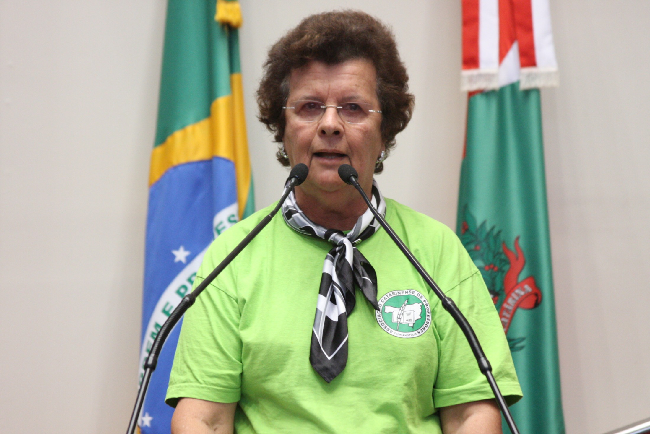 Prof. Maria Andrade Silva