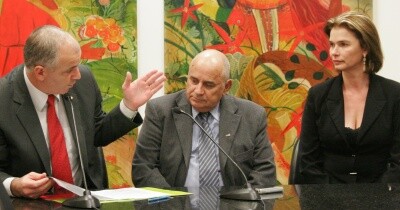 Assembleia lança Frente Parlamentar de Solidariedade a Cuba