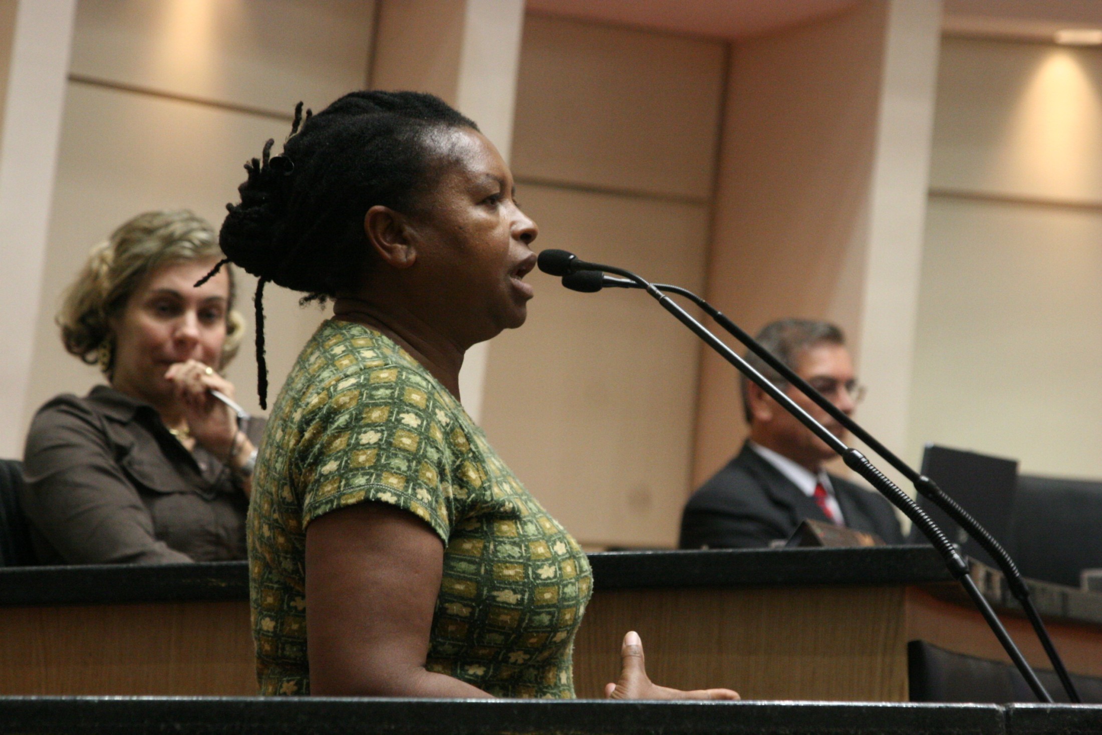 Prof. Wanda Gomes Pinedo – Representante do SINTE