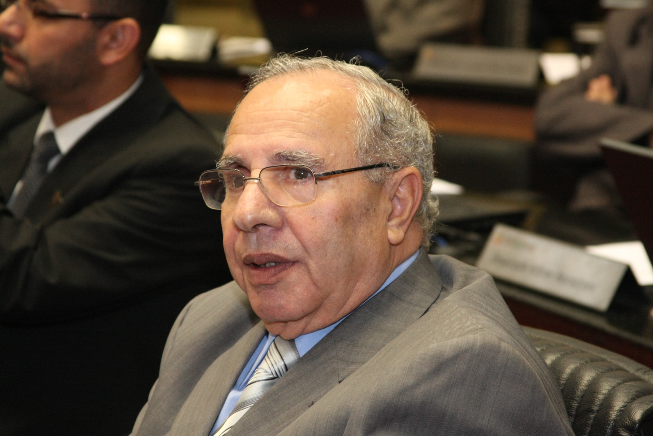 Poder Legislativo recebe embaixador palestino