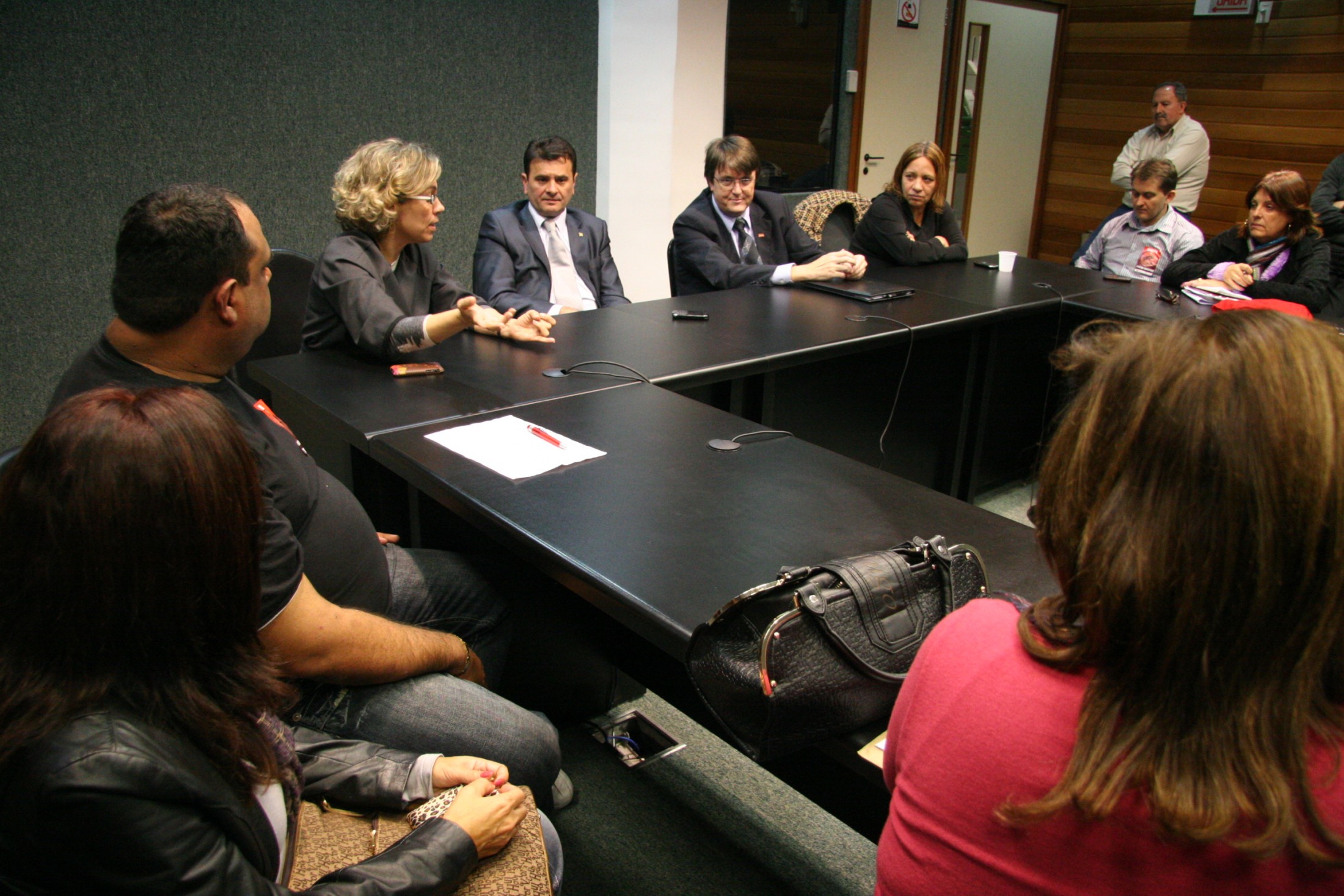 Reunião do Sinte com representantes do Governo