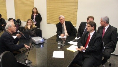 Comissão de Turismo e Meio Ambiente conhece sistema que demarca reserva legal